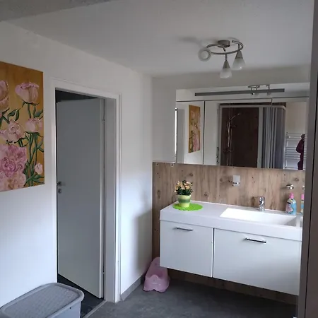 Lohr's Ruh Apartman *